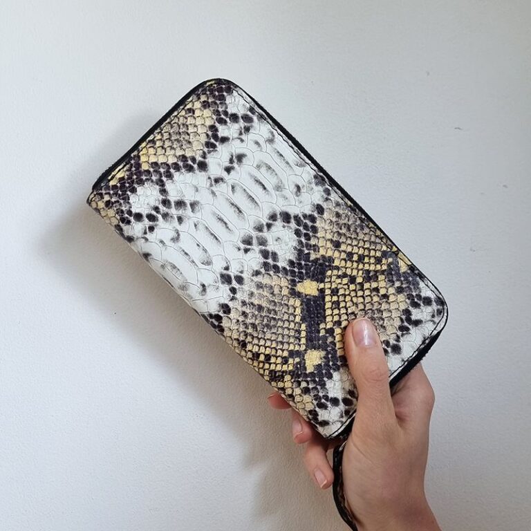 portefeuille cuir effet reptile