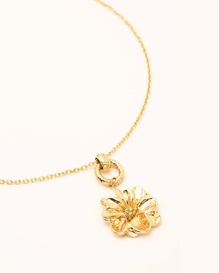 collier pendentif fleur aiza collier long avec pendentif fleur aiza marque bohm paris