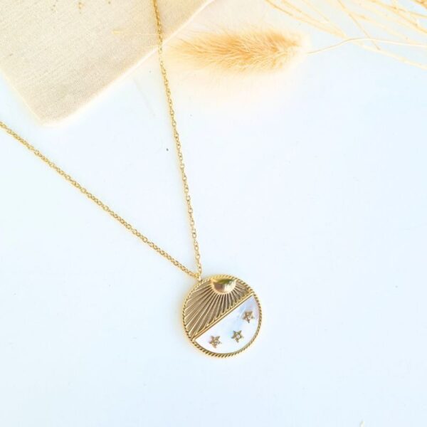 Collier solaire étoiles nacre