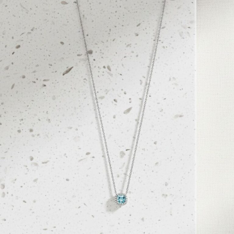 Collier argent pendentif carré aigue marine