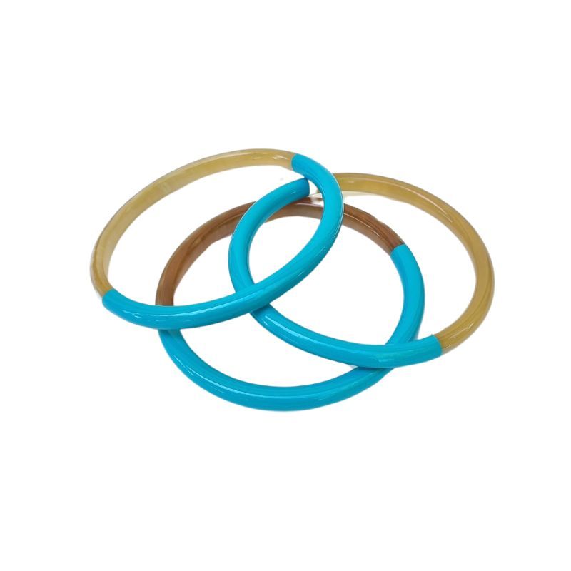 Bracelet corne véritable laqué bleu
