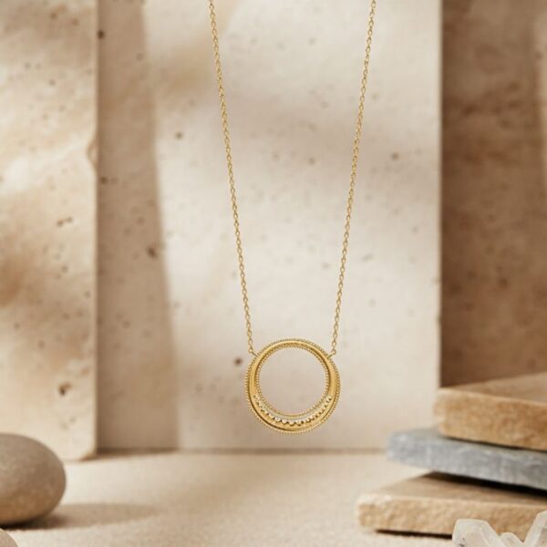 Collier plaqué Or pendentif cercle ciselé