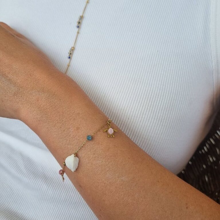 bracelet fin acier breloques coquillages, étoiles, tortue de mer lolilota mile mila