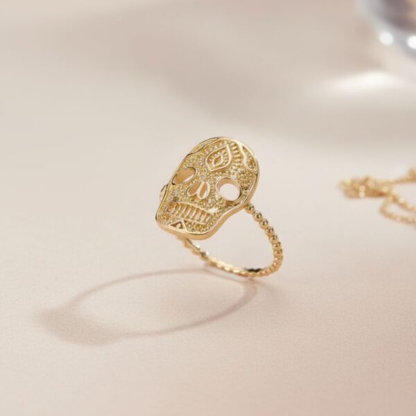 Bague Skull plaqué or