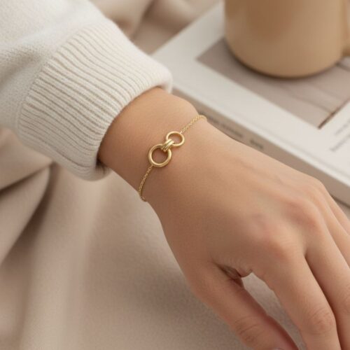 bracelet pour femme en plaqué or 18 carats orné d'un double anneau