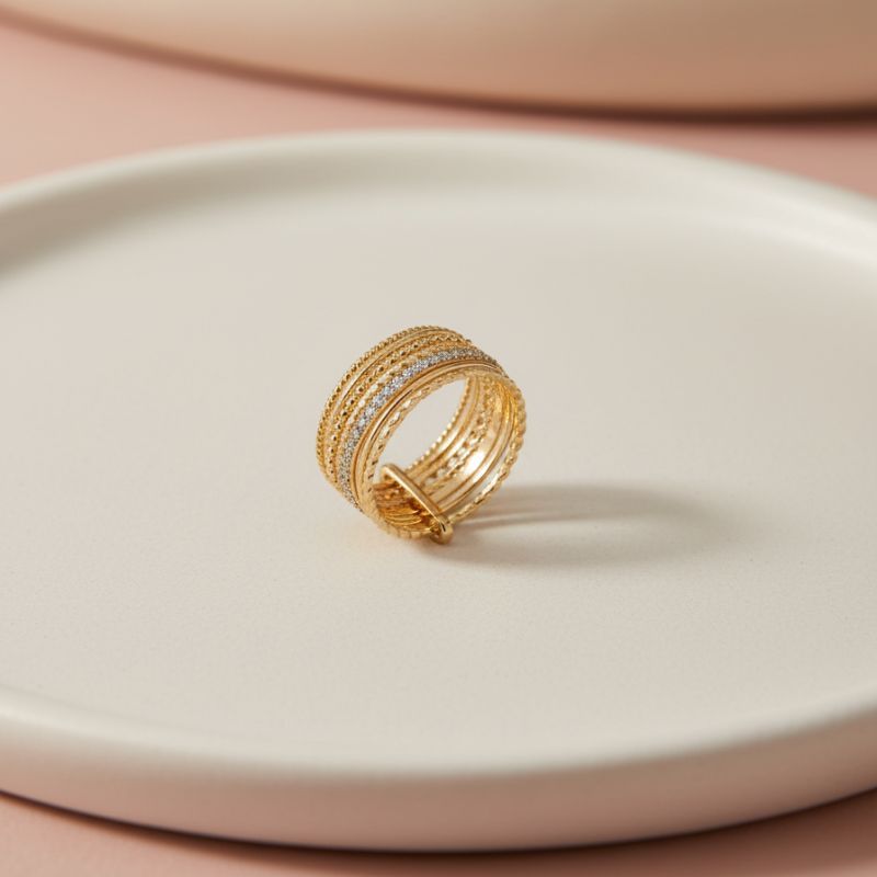 bague semainier élégante en plaqué or 18 carats, décorée de zirconiums bleus étincelants