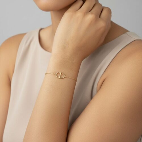 bracelet plaqué or 18 carats pour femme maille marine stylisée CD