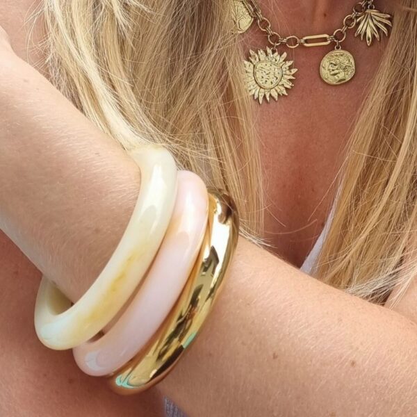 bracelet jonc résine rose clair