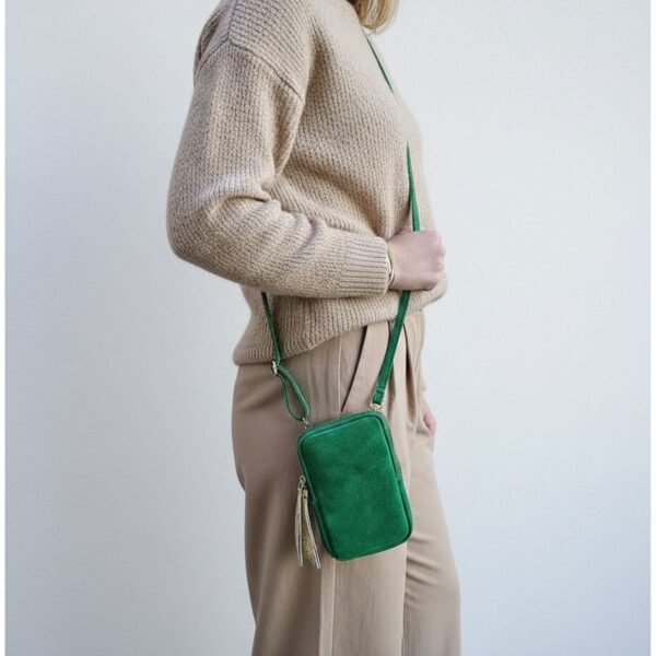 pochette de téléphone en daim couleur vert