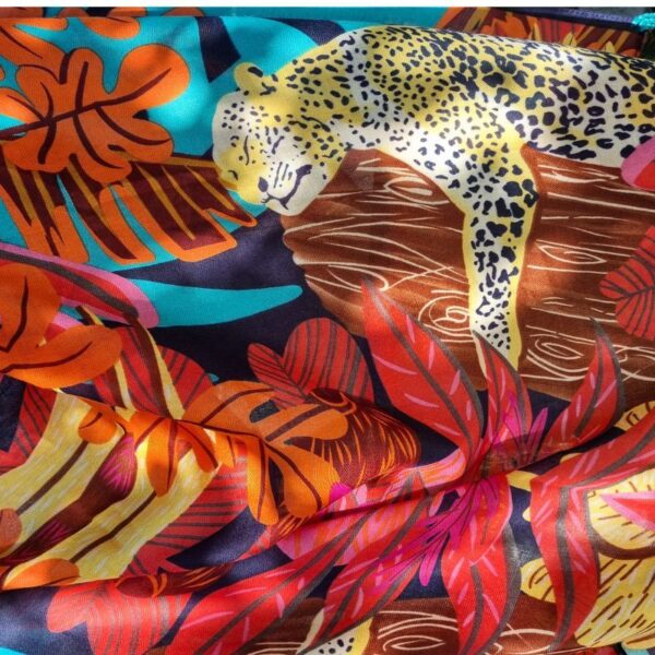 Etole carré Panthère sur son rocher