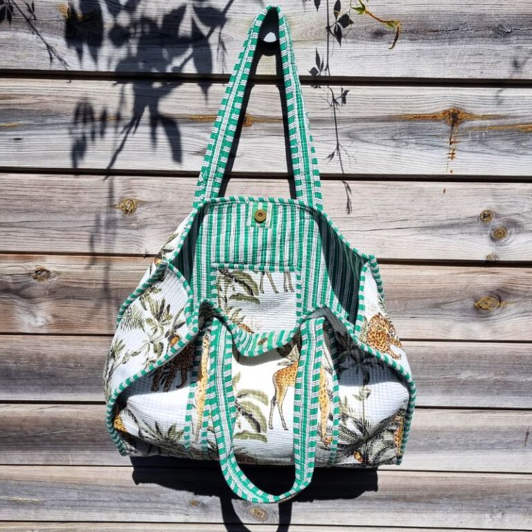 cabas coton matelassé imprimé tropical jungle mode et tendance 2025