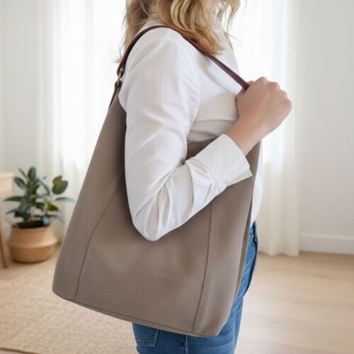 sac hobo en daim couleur taupe clair sac décontracté chic pour femme