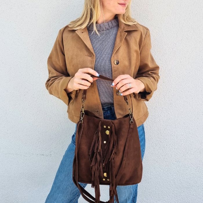 collier ras de cou plaqué or chaine fine et pierre ovale naturelle quartz rose