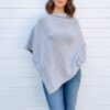 poncho fait main laine mérinos et cachemire couleur gris clair
