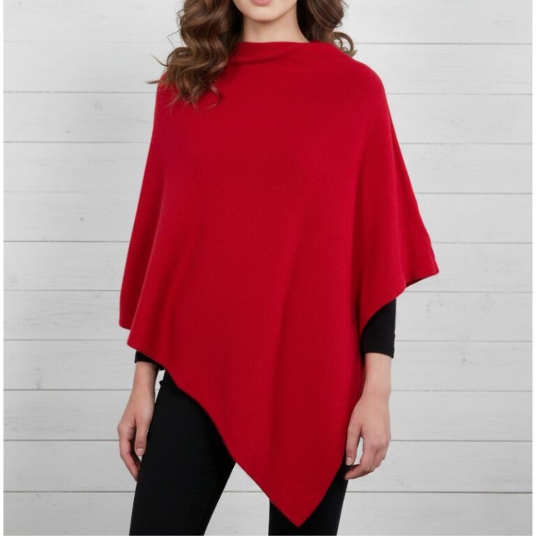 poncho fait main laine mérinos et cachemire couleur rouge fabrication italienne poncho fait main laine mérinos et cachemire couleur rouge fabrication italienne