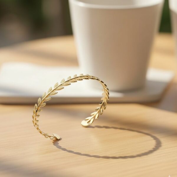 bracelet jonc plaqué or 18 carats motif épi symbole chance