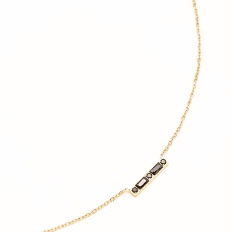 collier ras de cou oxyde zirconium noir