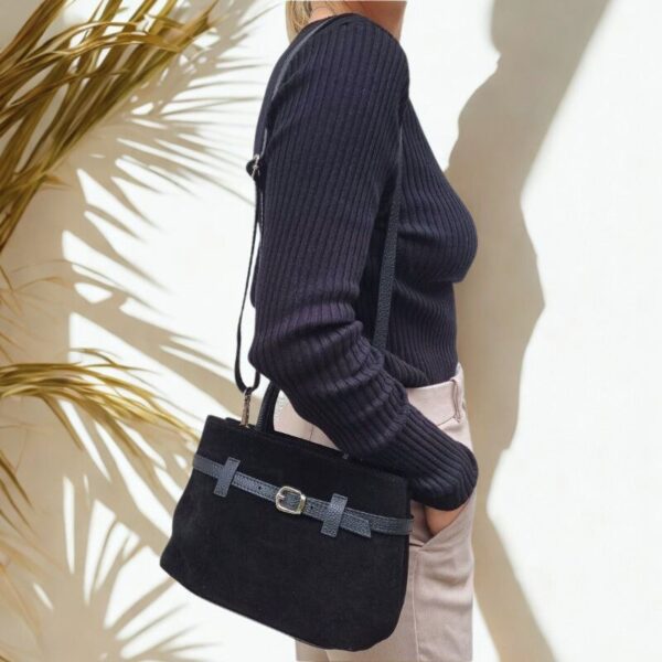 sac en daim format compact à bandoulière noir