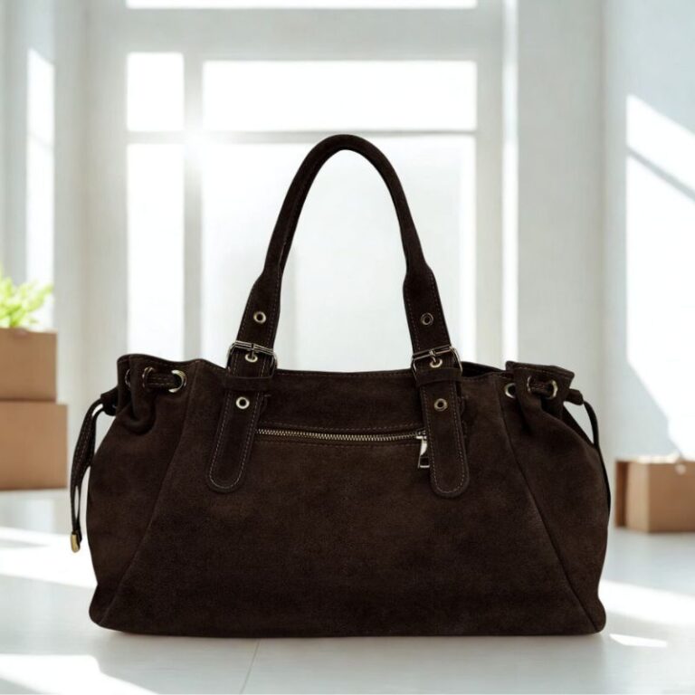 Sac en daim chocolat grand format, accessoire tendance bohème chic