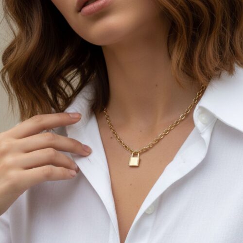 collier cadenas ras de cou en plaqué or 750/000 à maillons larges – bijou doré Zosha Collection