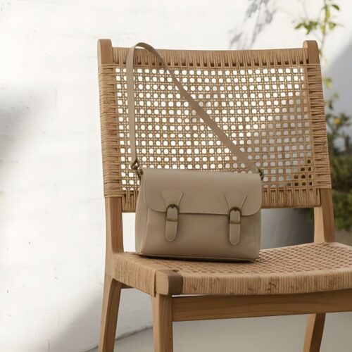 sac besace en cuir pleine fleur couleur beige