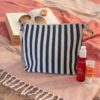 grande pochette de plage guétary – rayé bleu